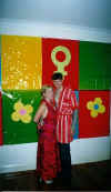 em&lad.jpg (25334 bytes)